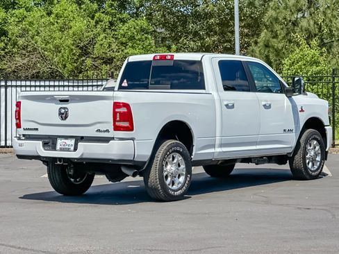 Used 2024 RAM 2500 Laramie AWD/4WD image 3