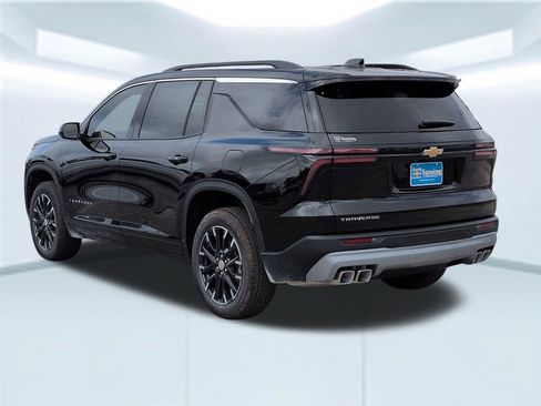 New 2026 Chevrolet Traverse LT w/ Sun and Wheel Package FWD image 4