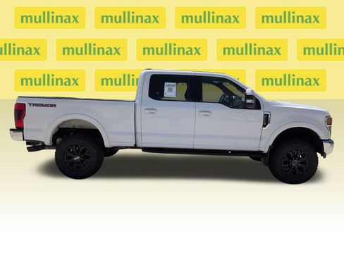 Used 2022 Ford F250 Lariat w/ Tremor Off-Road Package AWD/4WD image 2