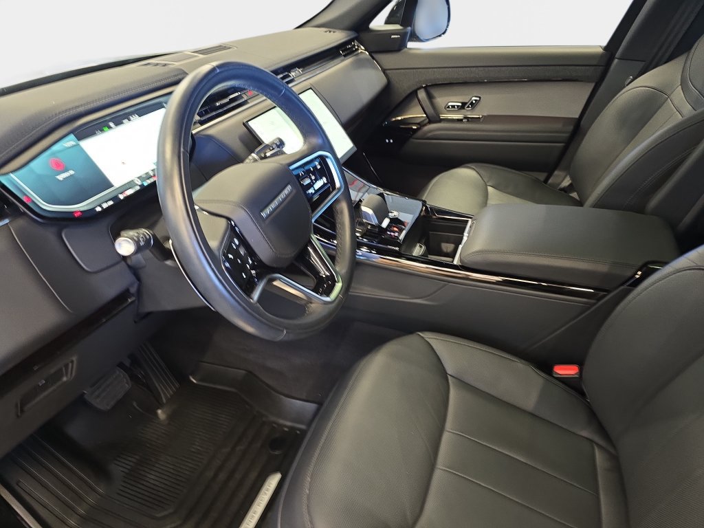 Certified 2025 Land Rover Range Rover Sport SE AWD/4WD image 19