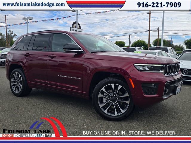Used 2025 Jeep Grand Cherokee Overland w/ Luxury Tech Group IV AWD/4WD image 1
