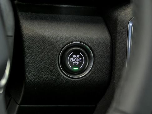 New 2026 GMC Acadia Elevation w/ Elevation Premium Package AWD/4WD image 13