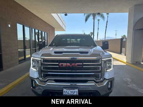 Certified 2023 GMC Sierra 2500 SLT w/ SLT Convenience Package AWD/4WD image 2