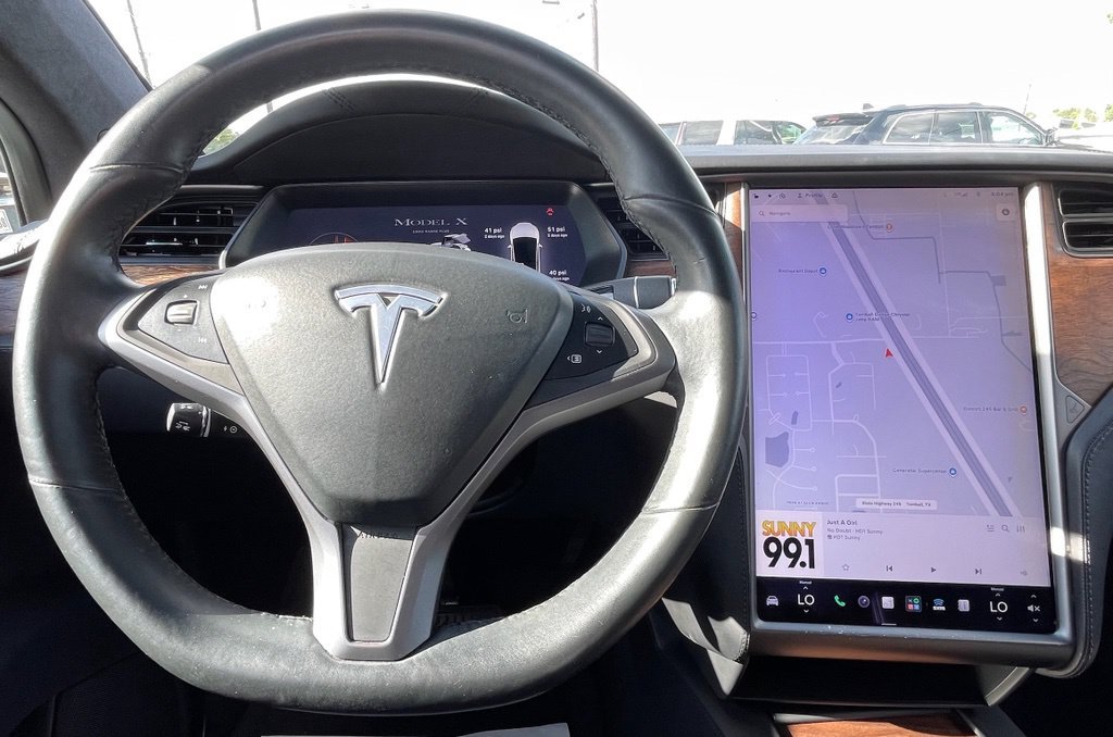Used 2020 Tesla Model X Long Range AWD/4WD image 17
