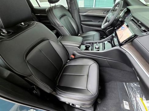 New 2026 Jeep Grand Cherokee L Limited AWD/4WD image 19