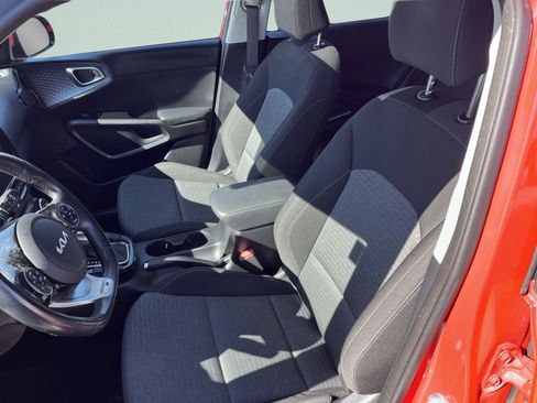 Used 2022 Kia Soul GT-Line image 11