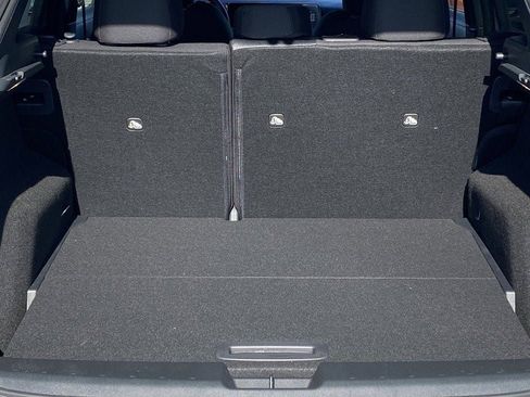 New 2026 Nissan Kicks SV image 13