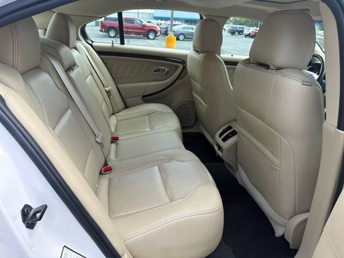 Used 2019 Ford Taurus Limited FWD image 10