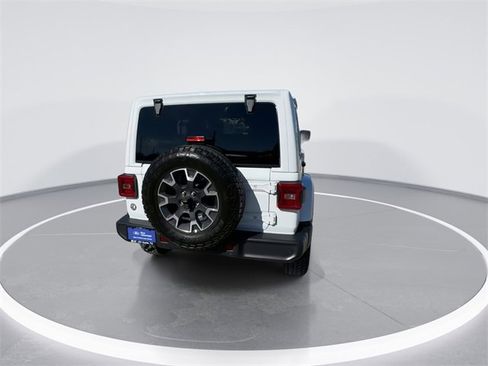 Used 2024 Jeep Wrangler Sahara w/ Technology Group image 10