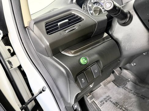 Used 2015 Honda CR-V EX-L image 31