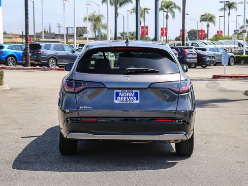 Used 2025 Honda HR-V EX-L image 6