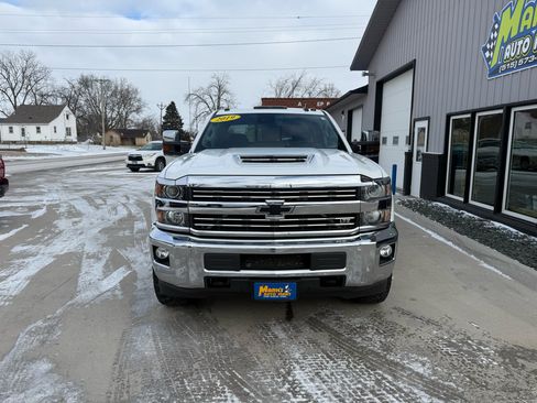 Used 2019 Chevrolet Silverado 3500 LTZ w/ Duramax Plus Package image 2