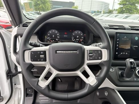 Used 2025 Land Rover Defender 110 S AWD/4WD image 21