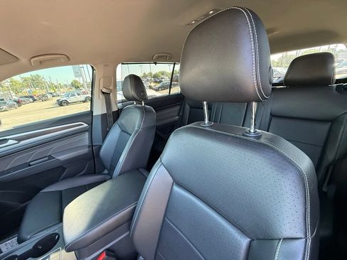 Used 2021 Volkswagen Atlas SE FWD image 13