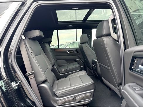 New 2026 GMC Yukon Denali w/ Sun & Power Step Package image 6