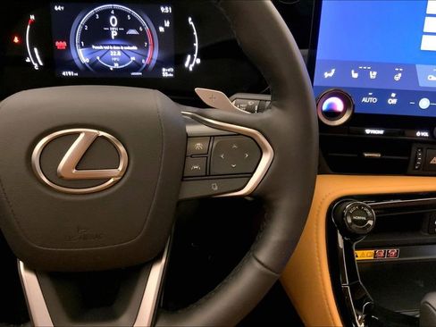 Used 2025 Lexus NX 350 AWD w/ Accessory Package (2T) image 19