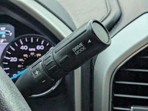 Used 2020 Ford F250 Lariat w/ Lariat Ultimate Package image 7