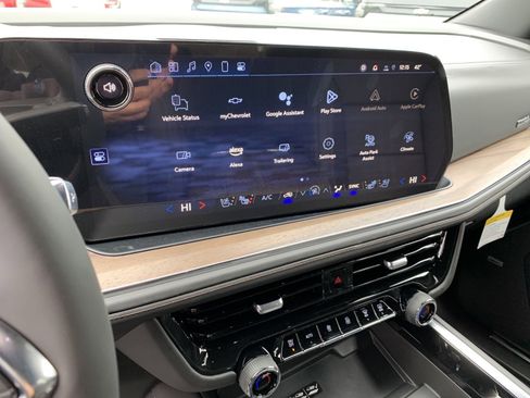 New 2025 Chevrolet Tahoe High Country w/ Sun And Tow Package image 17