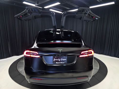 Used 2021 Tesla Model X Performance image 48