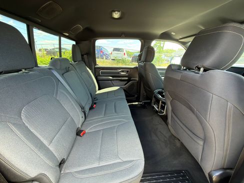 Used 2022 RAM 1500 Big Horn AWD/4WD image 27