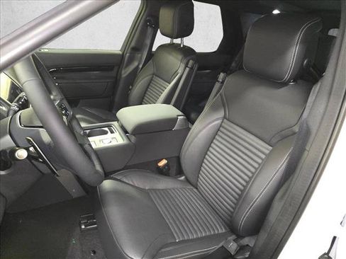 New 2026 Land Rover Discovery S AWD/4WD image 14
