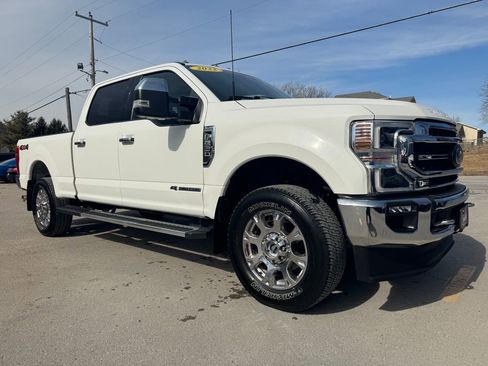 Used 2022 Ford F250 Lariat w/ Lariat Ultimate Package image 3