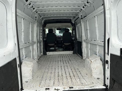 Used 2023 RAM ProMaster 2500 FWD image 15