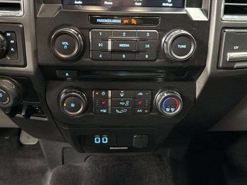 Used 2017 Ford F150 XLT w/ Equipment Group 302A Luxury image 14