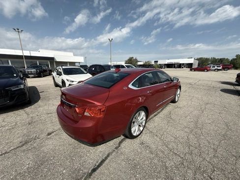 Used 2015 Chevrolet Impala LTZ FWD image 4