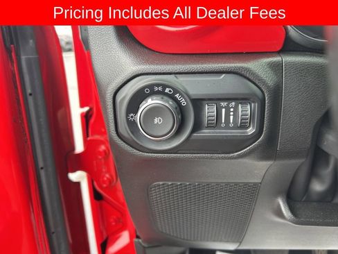 Used 2022 Jeep Wrangler Unlimited Sport AWD/4WD image 8
