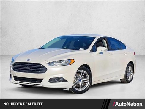 Used 2016 Ford Fusion SE FWD image 1