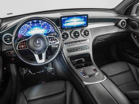 Certified 2022 Mercedes-Benz GLC 300 image 18
