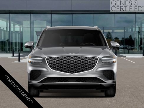 Used 2026 Genesis GV70 2.5T Advanced AWD/4WD image 8