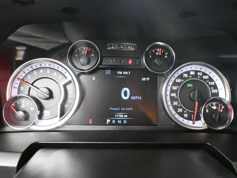 Used 2023 RAM 1500 Warlock AWD/4WD image 35