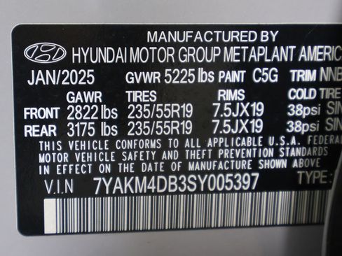 Used 2025 Hyundai Ioniq 5 SE RWD image 39