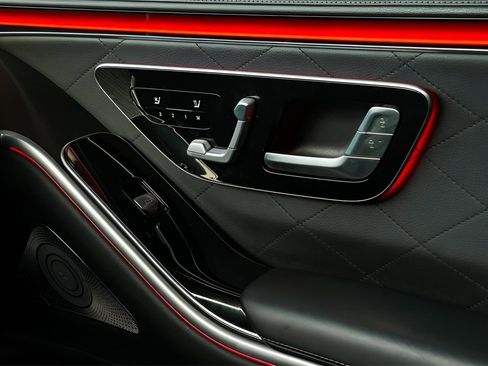 Used 2022 Mercedes-Benz S 580 4MATIC Sedan image 37