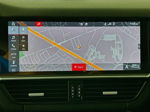 Used 2019 Porsche Cayenne S image 13