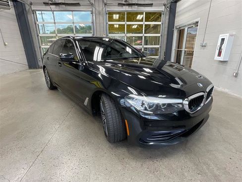 Used 2019 BMW 530i w/ Convenience Package RWD image 7