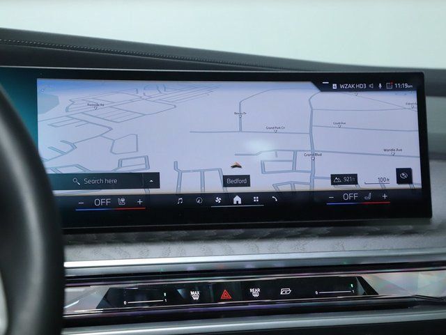 Used 2026 BMW 740i xDrive AWD/4WD image 30