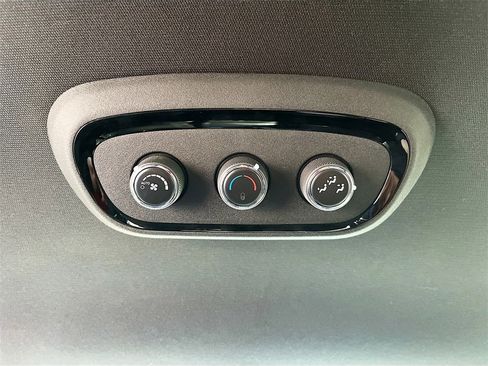 Used 2022 Dodge Durango GT image 25