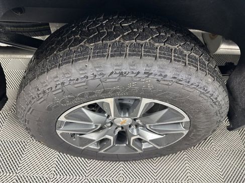 New 2026 Chevrolet Silverado 1500 LT image 9