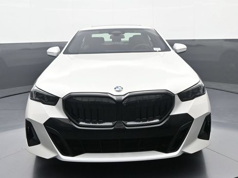 New 2027 BMW 530i xDrive w/ M Sport Package AWD/4WD image 2