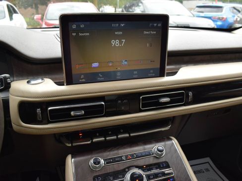 Used 2020 Lincoln Aviator Reserve w/ Equipment Group 202A AWD/4WD image 26