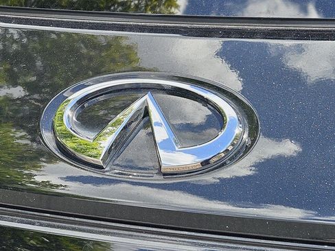 Used 2024 INFINITI QX60 Luxe w/ Performance Audio Package FWD image 12