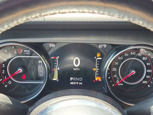 Used 2021 Jeep Wrangler Unlimited Rubicon AWD/4WD image 15