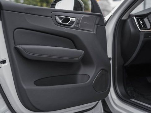 New 2026 Volvo XC60 B5 Ultra w/ Protection Package Premier image 35