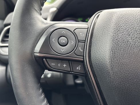 Used 2024 Toyota Camry XSE w/ Cold Weather Package FWD image 17