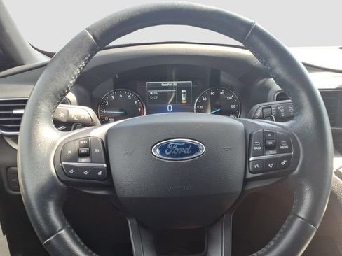 Used 2020 Ford Explorer XLT w/ Equipment Group 202A AWD/4WD image 24