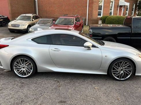 Used 2016 Lexus RC 200t RWD image 4