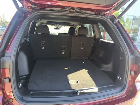 New 2025 Jeep Grand Cherokee Laredo X w/ Luxury Tech Group I image 23